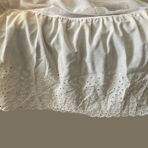 Eyelet Dust Ruffles (2 available) Ecru Color Bed Skirts PERFECT CONDITION!